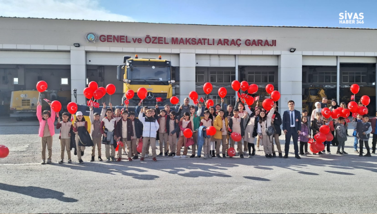 Sivas Nuri Demirağ Havalimanı, Cumhuriyetin 100. Yıl Kutlamalarına Ev Sahipliği Yaptı