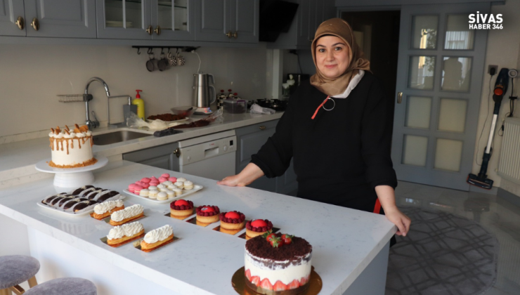 Sivaslı Ev Hanımı Mutfağını Pastaneye Dönüştürdü