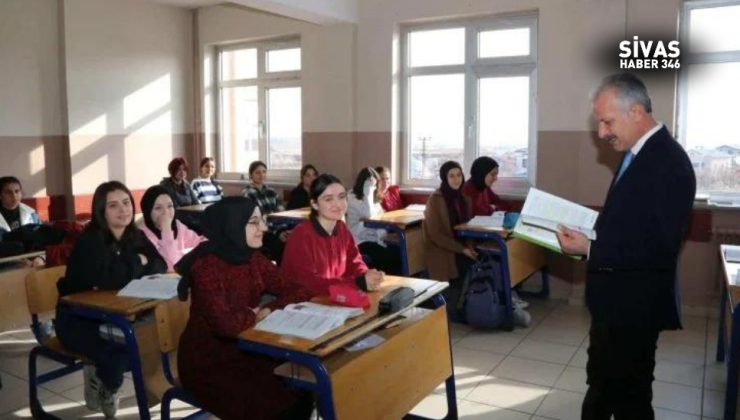 Necati Yener, Karşıyaka Mesleki ve Teknik Anadolu Lisesi’ni Ziyaret Etti