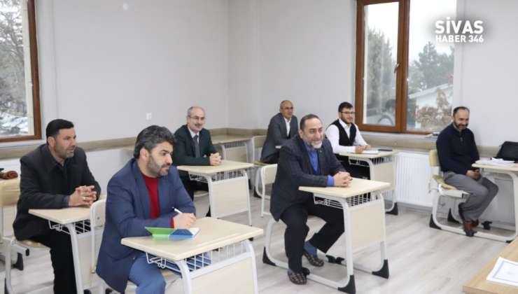 Sivas’ta Din Görevlilerine Yüz Yüze Vaaz Eğitimi