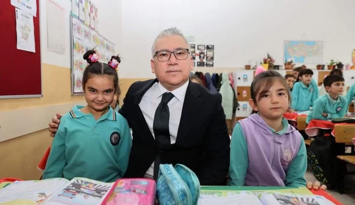 Vali Şimşek Miniklerin Konuğu Oldu