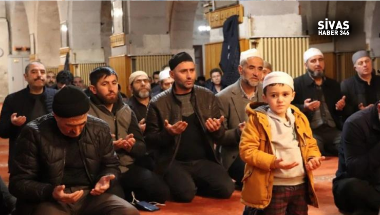 Sivas’ta Din Görevlileri için Dualar Edildi