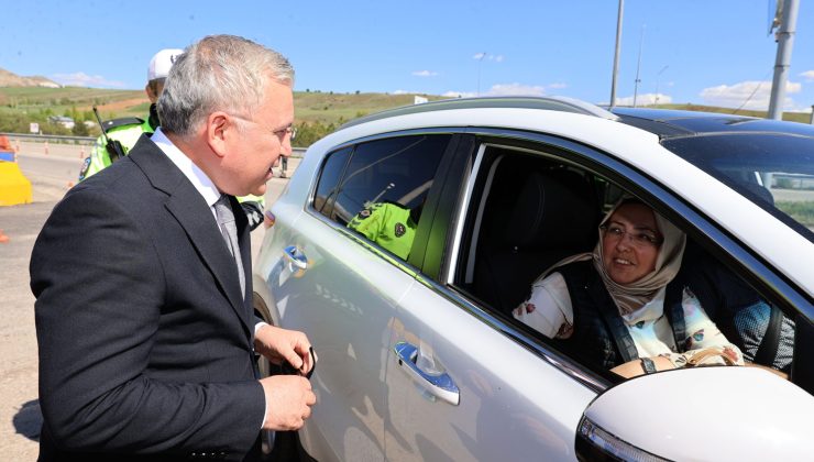 Vali Şimşek Sürücüleri Uyardı