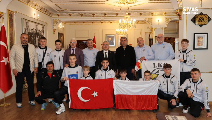 Polonyalılar Sivas’ın Güreş Başarısını Araştırıyor