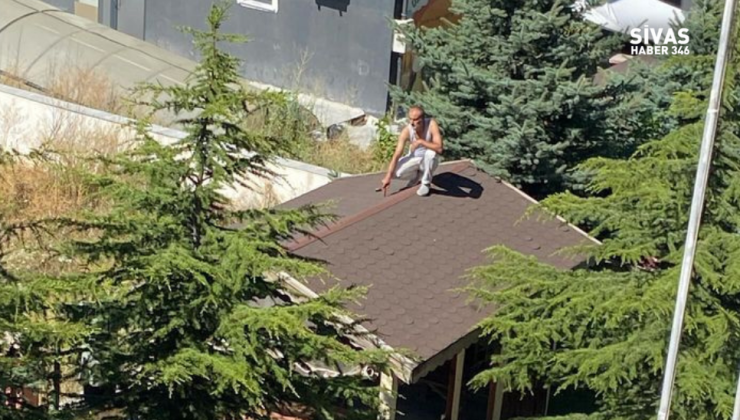 Doktora Kızdı Çatıya Çıktı