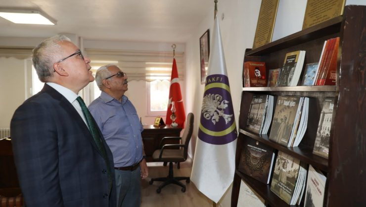 Vali Şimşek, Vakfın Gelecek Projeleri Hakkında Bilgi Aldı