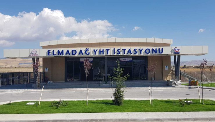 YHT ile 200 Bin Kişi Yolculuk Etti