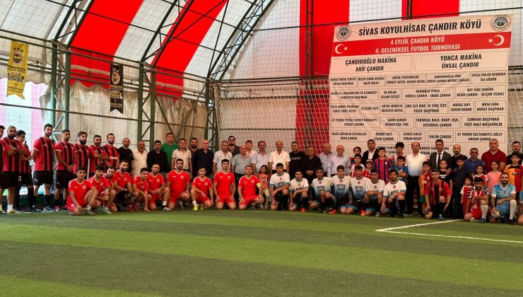 Koyulhisar’da 4 Eylül Futbol Turnuvası Coşkuyla Başladı