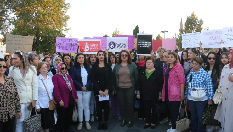 Sivas’ta Kadınlar Bir Araya Gelerek Şiddete Hayır Dedi