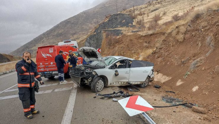 Malatya-Sivas Yolunda Trafik Kazası: 6 Yaralı