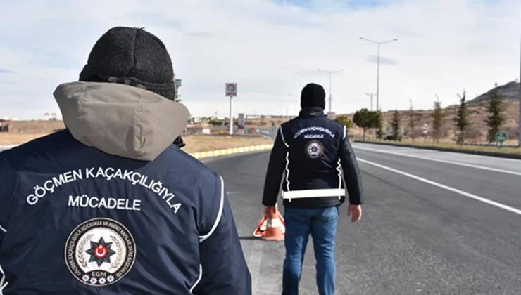 Sivas’ta Göçmen Kaçakçılığı Operasyonu: 26 Yabancı Uyruklu Şahıs Yakalandı