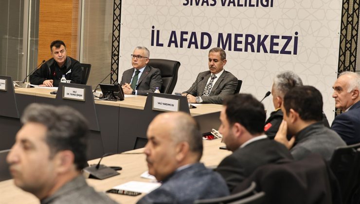 Sivas’ta 646 köy yolu kapalı
