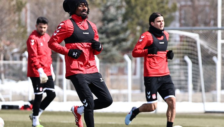 Sivasspor, Başakşehir FK maçının hazırlıklarına başladı