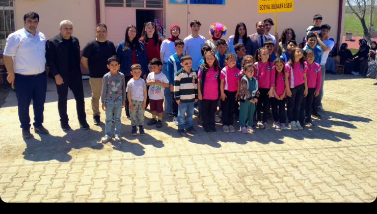 Sivas’ta “Kardeş Okul” Buluşması: Sosyal Bilimler Lisesi’nden Yanalak Köyü’ne 23 Nisan Sürprizi