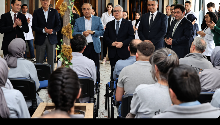 Sivas Valisi Yılmaz Şimşek’ten 1 Mayıs’ta İşçilere Anlamlı Ziyaret