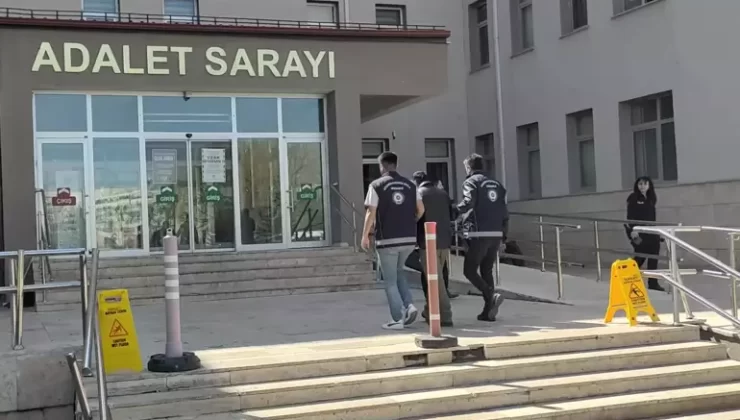 Sivas’ta Göçmen Kaçakçılığına Geçit Yok: 5 Düzensiz Göçmen Yakalandı, 1 Kişi Tutuklandı