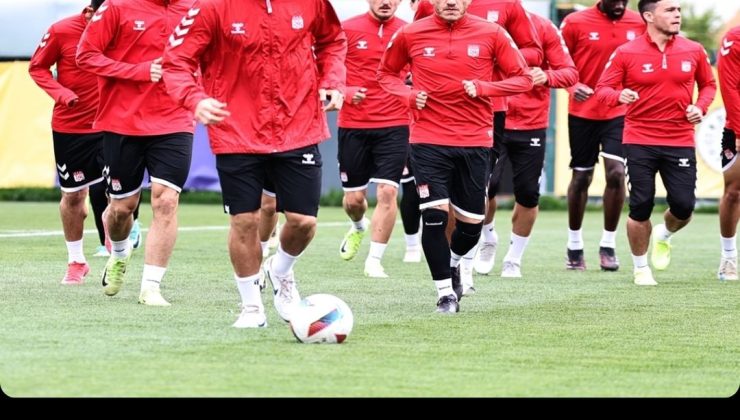 Sivasspor, Galatasaray Deplasmanı Hazırlıklarını Tamamladı