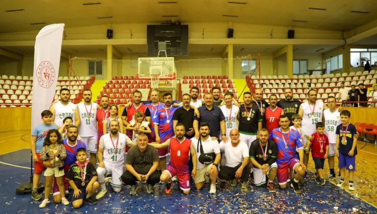 2025 Sivas Veteranlar Basketbol Ligi’nde Şampiyon Crossport Oldu