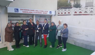 Adidas’tan Sivas’taki Engellilere ve İhtiyaç Sahiplerine 2 Bin Adet Kışlık Giysi Desteği
