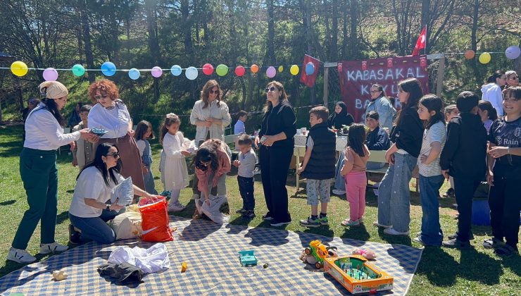 Sivas’ta Kabasakal Köyü İlkokulu’nda Bahar Şenliği Coşkusu