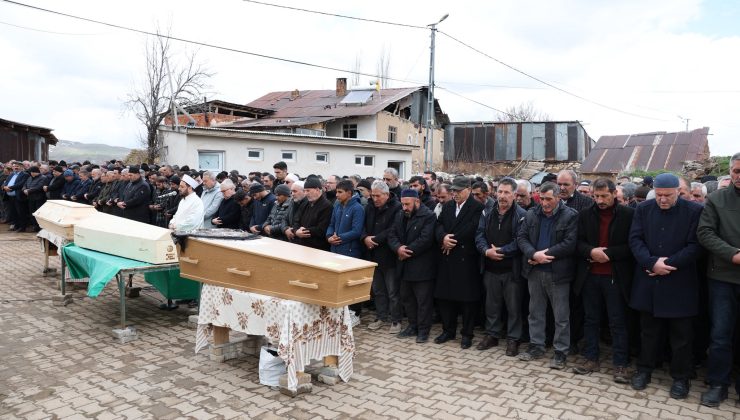 Sivas’ta Kazada Hayatını Kaybeden 3 Kişi Son Yolculuğuna Uğurlandı