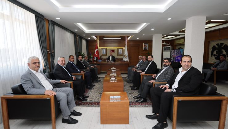 Mustafa Eken’den Başkan Adem Uzun’a Ziyaret: “Sivas’ı Ortak Akılla Geleceğe Taşıyacağız”