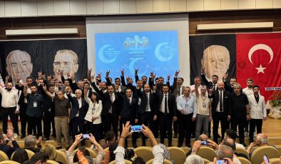 MHP Sivas Merkez İlçe Başkanlığı’nda Turan Gazi Yalçındağ Güven Tazeledi