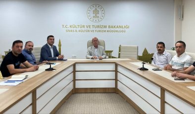 SİVAS’TA KÜLTÜR VE TURİZM ÇALIŞMALARI MASAYA YATIRILDI: YENİ PROJELER YOLDA