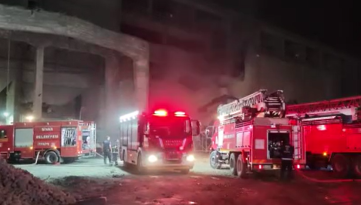 SİVAS’TA ÇİMENTO FABRİKASINDA YANGIN PANİĞİ